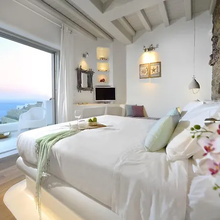 Coastal Retreat With Wellness Villa
