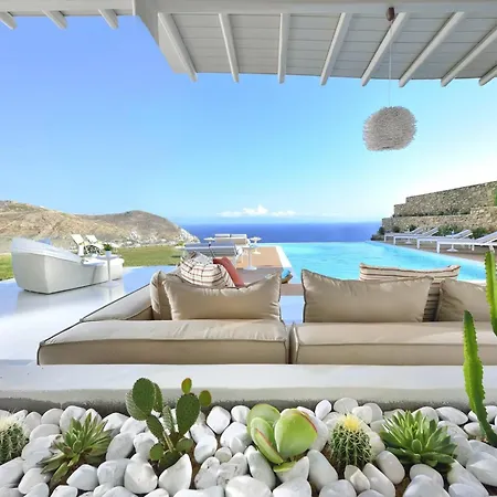 Villa Coastal Retreat With Wellness Ftelia (Mykonos)