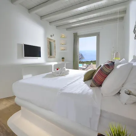 Coastal Retreat With Wellness Villa Ftelia (Mykonos)